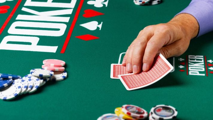 Luật chơi Poker – Hướng dẫn từ A đến Z cho người mới bắt đầu