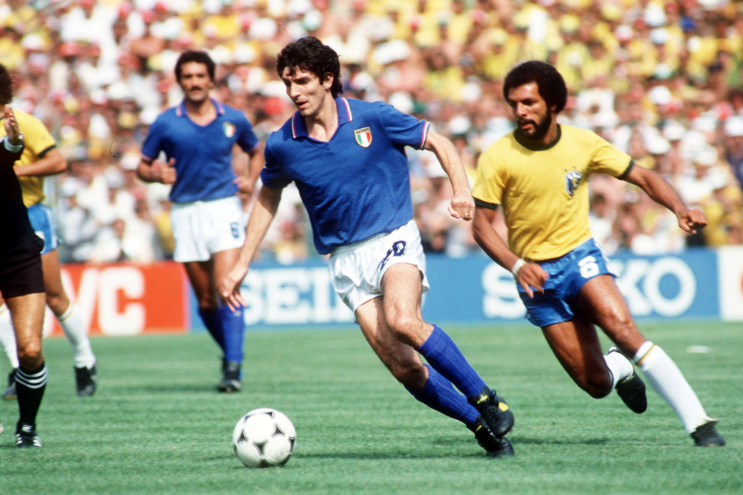 Paolo Rossi - Biệt danh “​​Pablito” vị anh hùng của Italia